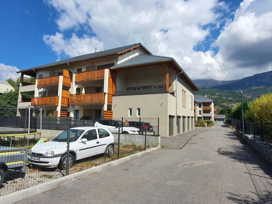 Superbe T2 Duplex Vue Sur Les Montagnes Apartment ชอร์จส์ ภายนอก รูปภาพ